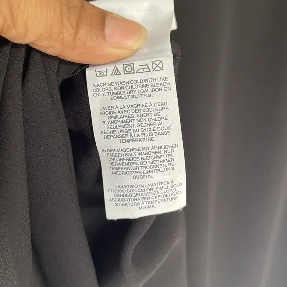 J. Crew Black Scoop Neck Sleeveless Top Women's Size 4 - Picture 15 of 16